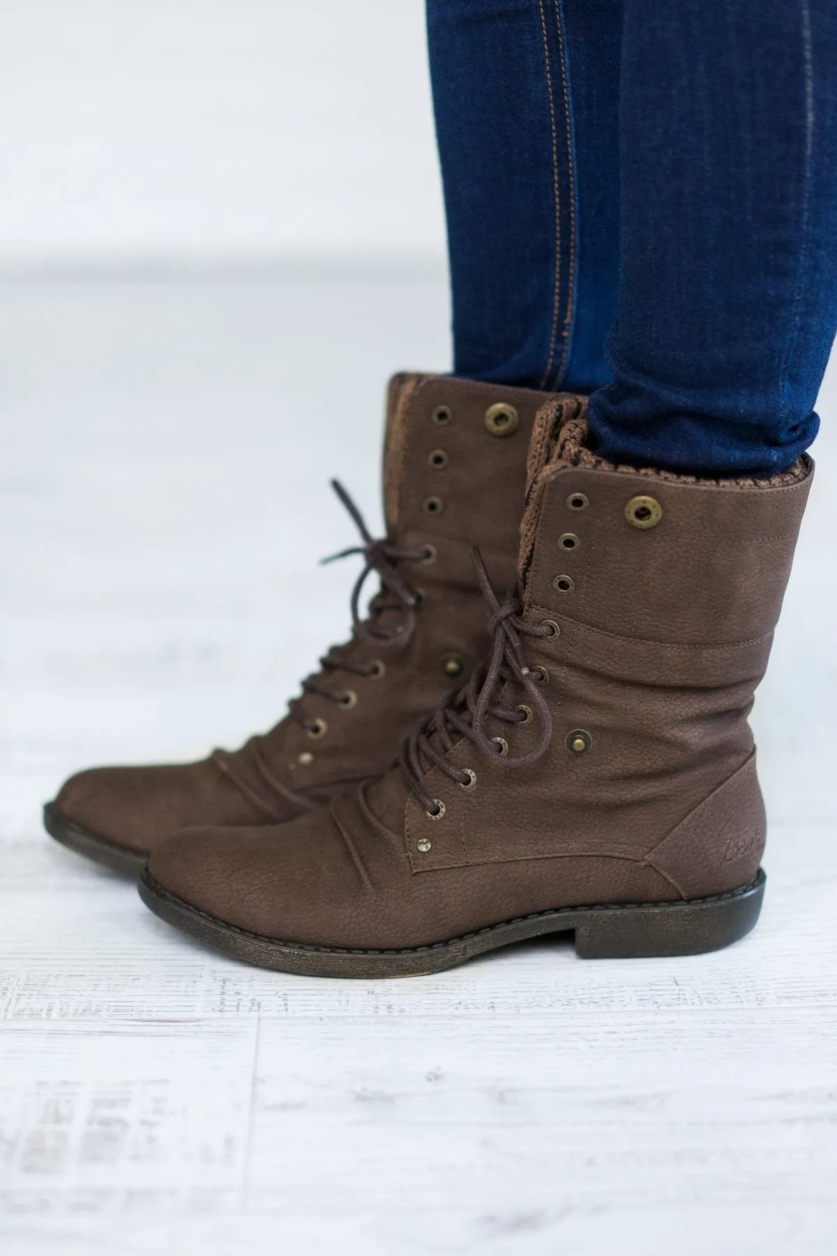 Alexi Blowfish Boots ~ Chocolate