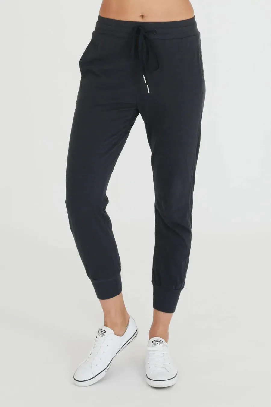 AMBER JOGGER