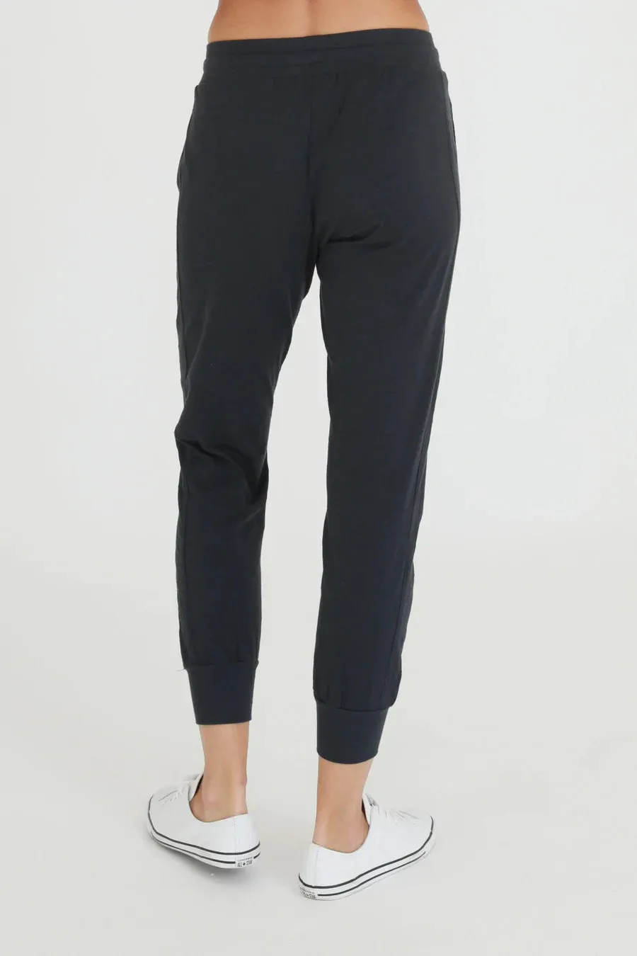 AMBER JOGGER