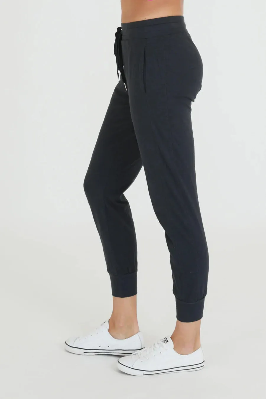 AMBER JOGGER