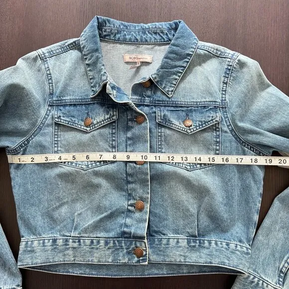 BCBGeneration Denim Cropped Medium Wash Denim Jacket Size Small
