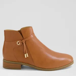 BESSI - DARK RUM LEATHER
