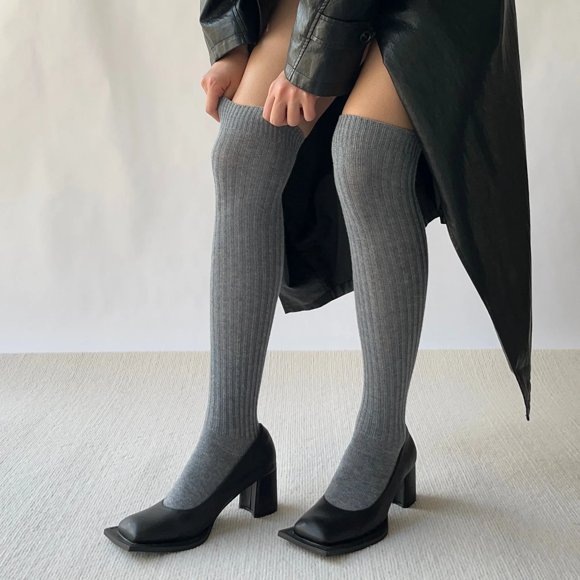 Black Sqaure Toe Chunky Heels