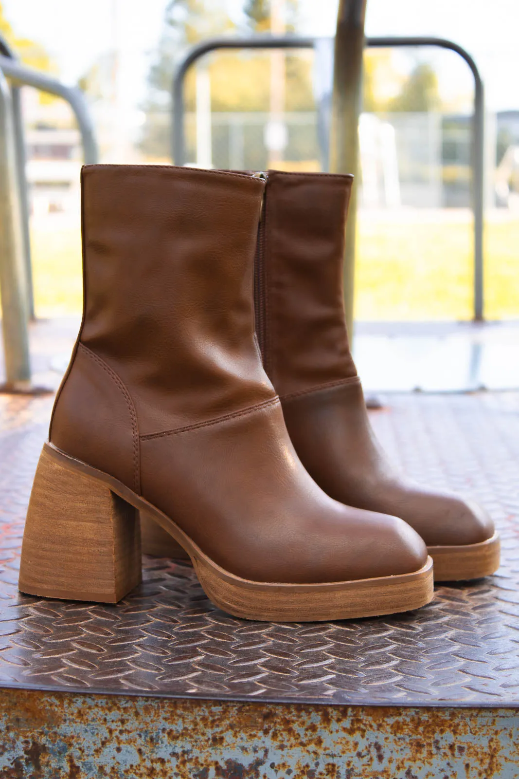 Bozeman Platform Ankle Boots
