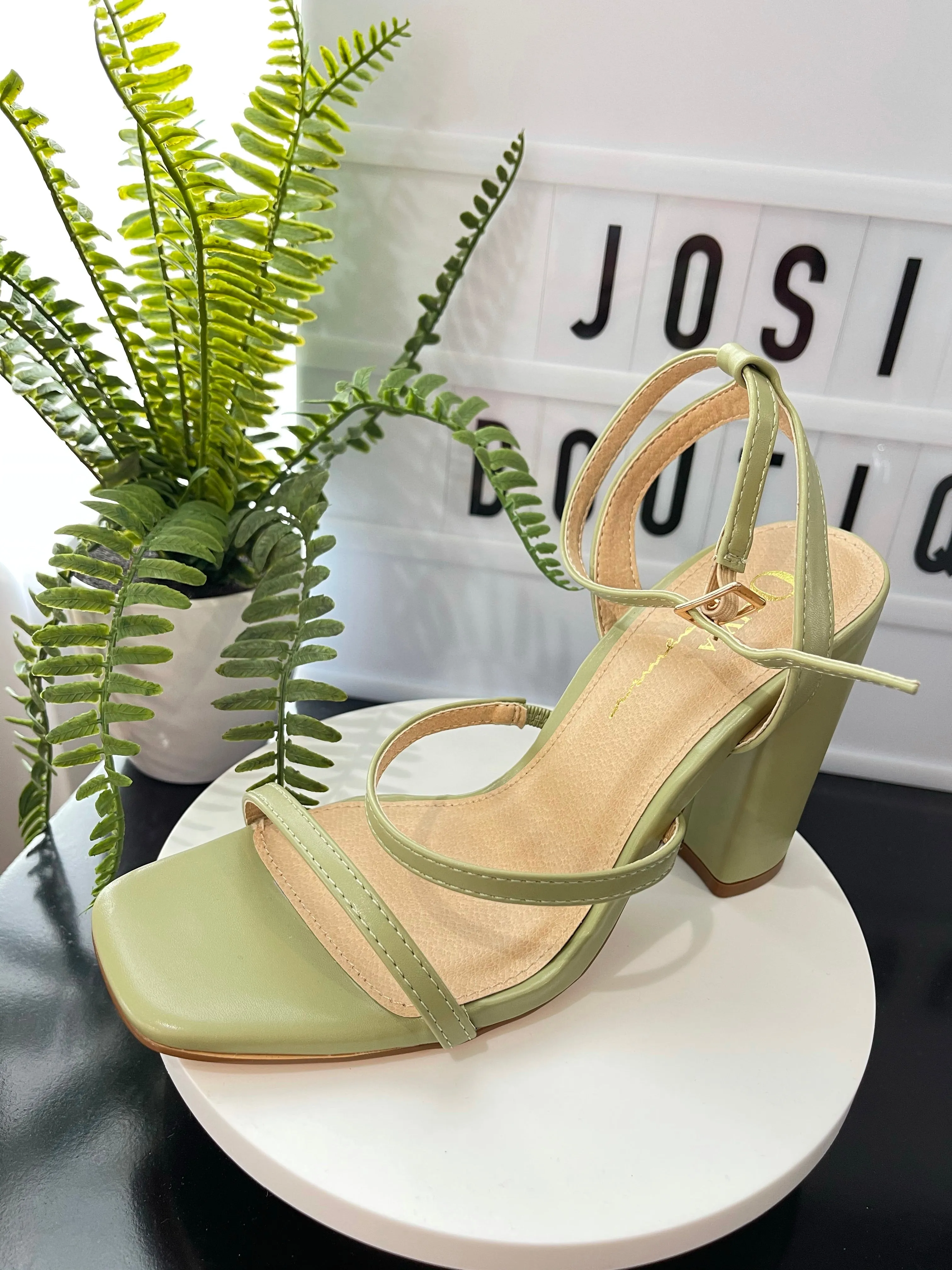 Camila Heels (3 Colors)
