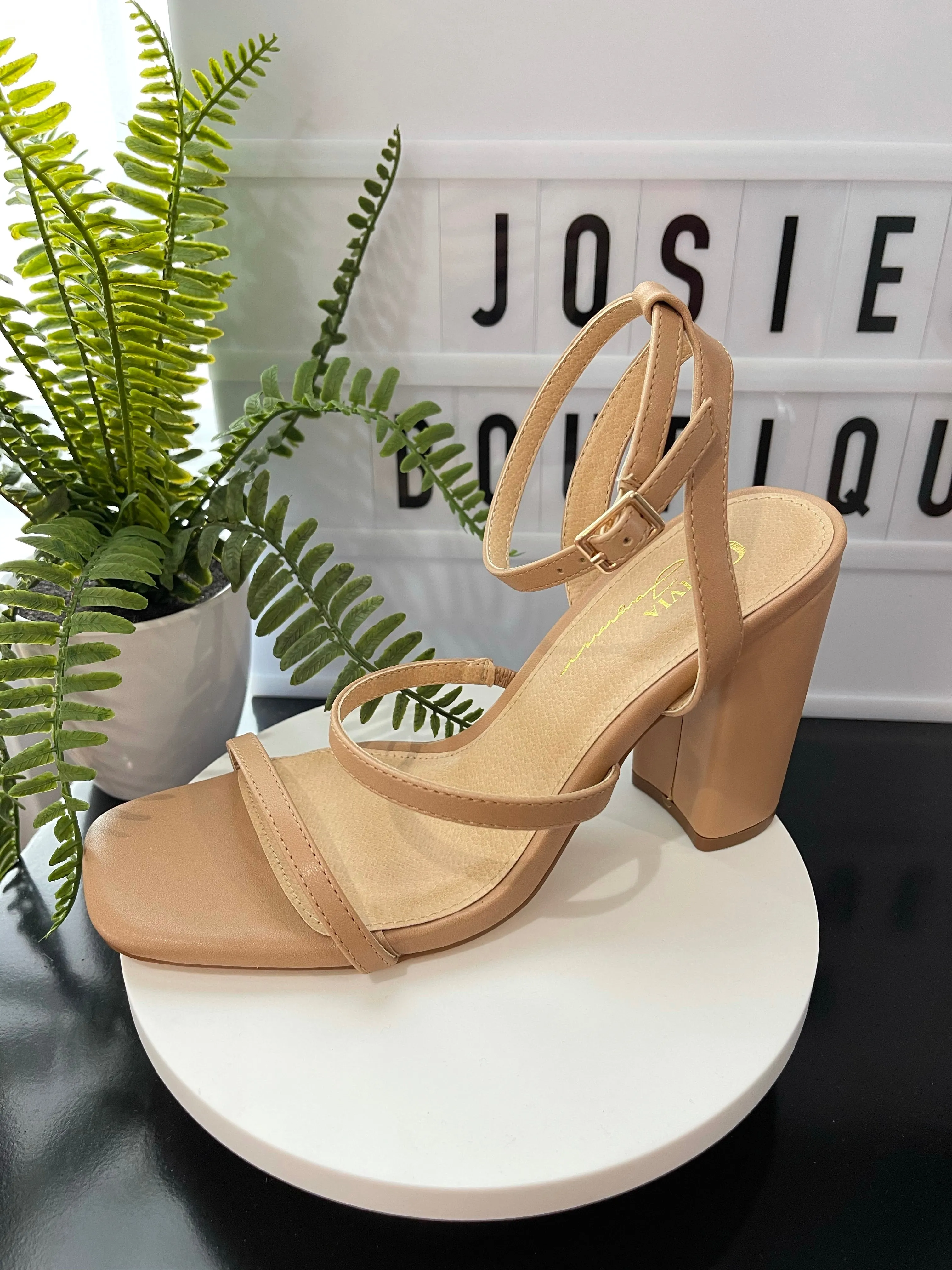 Camila Heels (3 Colors)