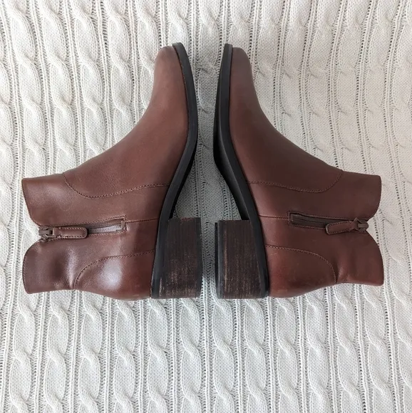 Cole Haan Lyla Leather Ankle Boots 8.5 Brown Waterproof