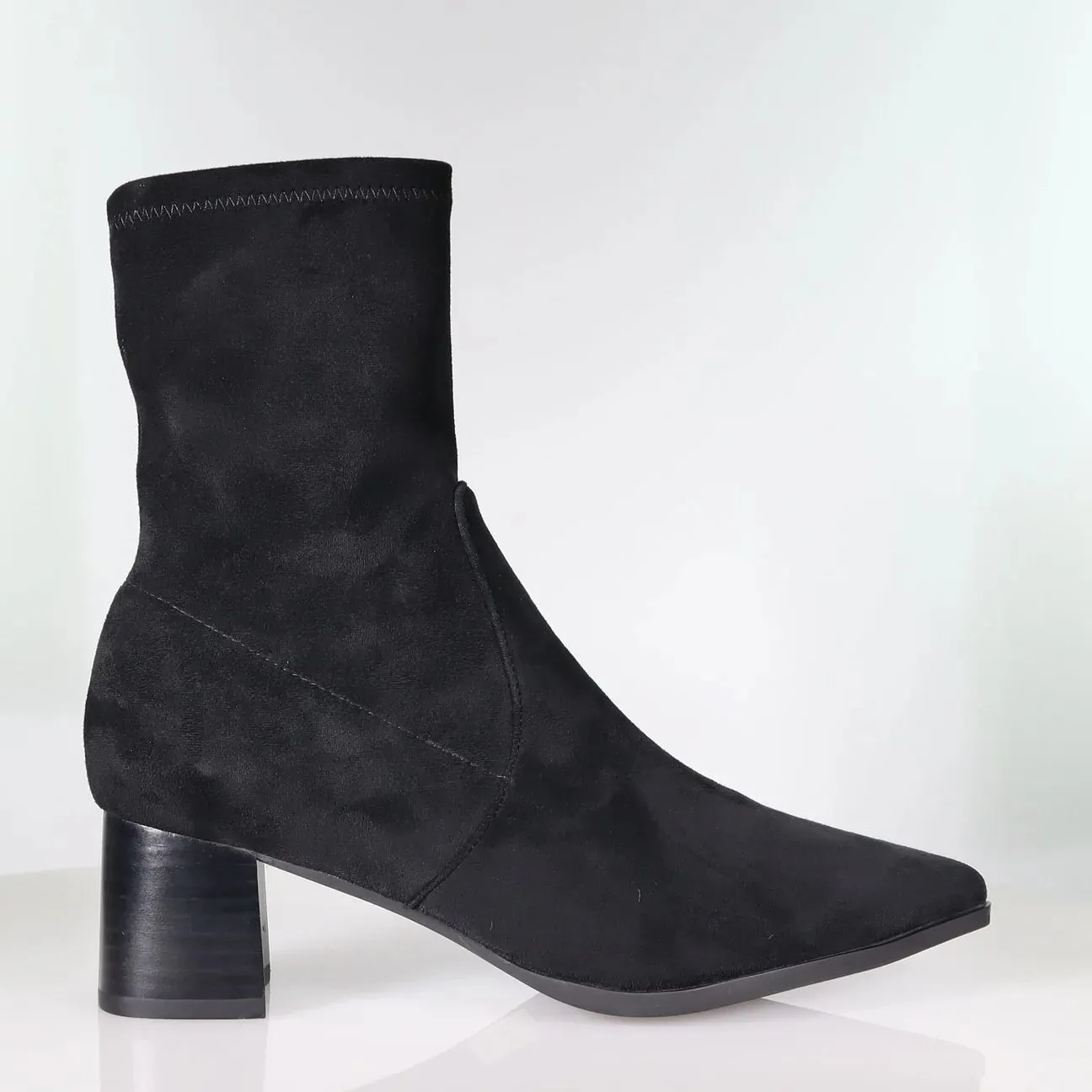 Crest - Black Suede