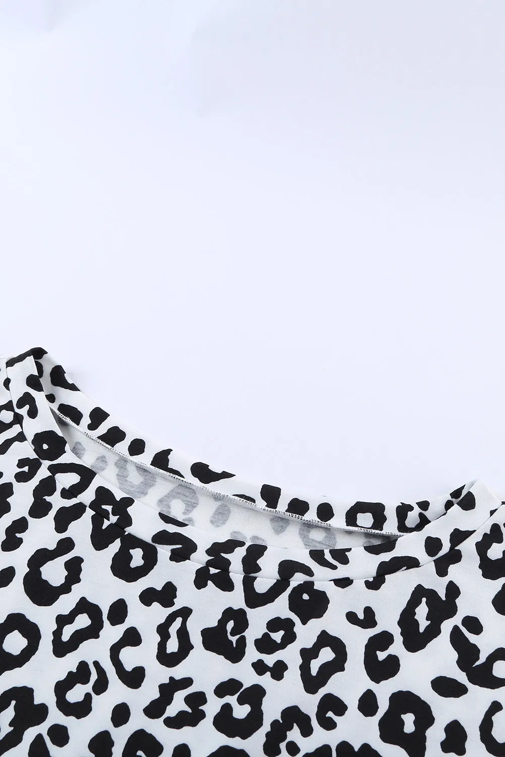 Crew Neck Camo Print T-shirt with Pocket