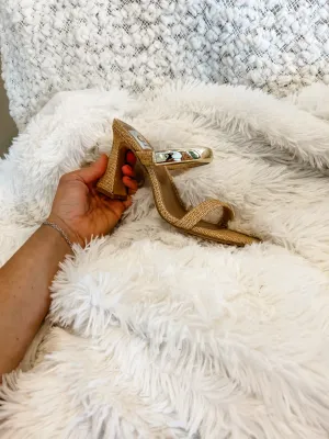 DV Yacht Raffia