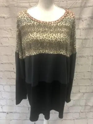 Faded leopard/charcoal/black soft long-sleeve top