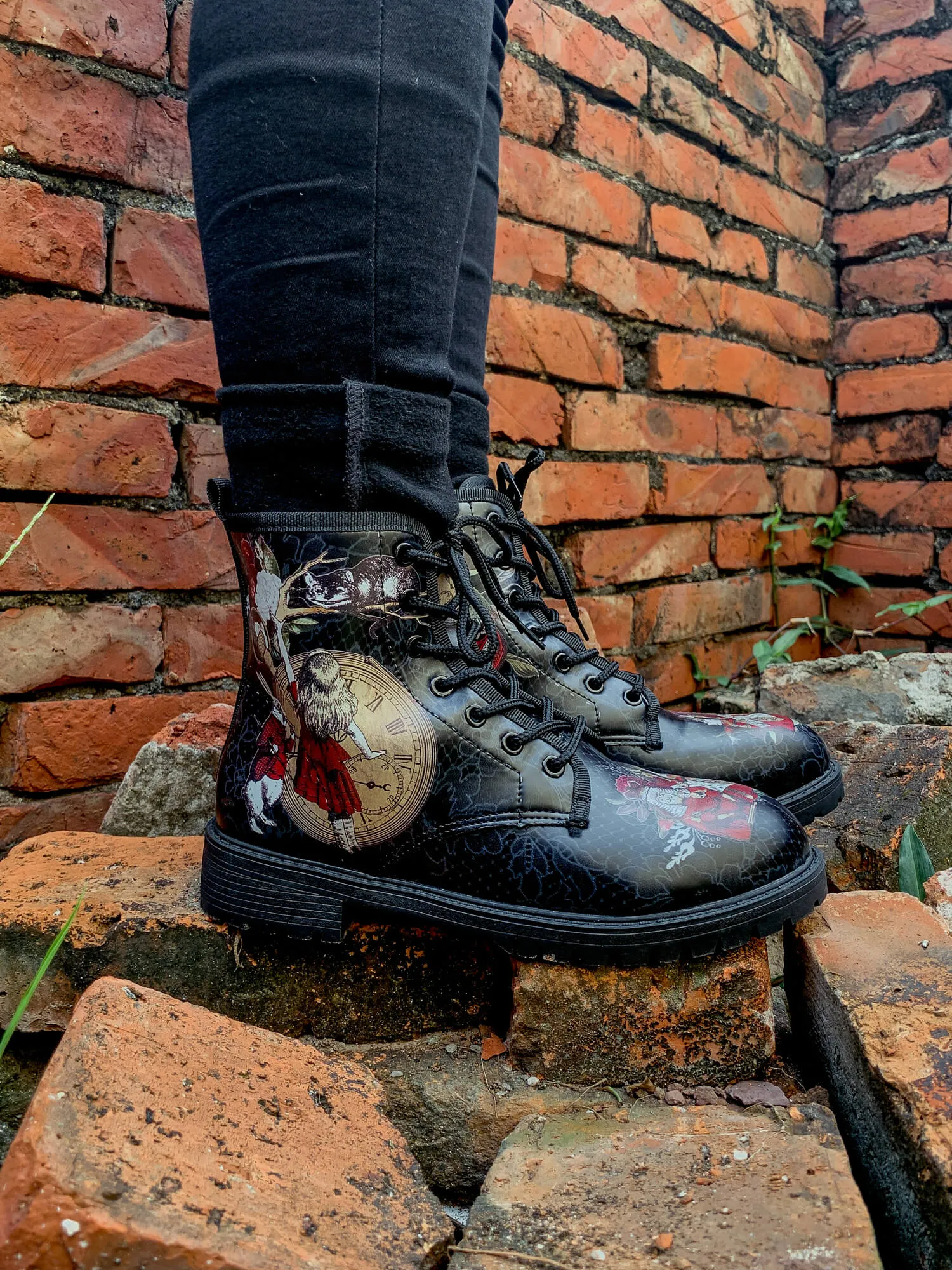 Fairy Tale Princess Lace-Up Ankle Flat Combat Boots - Black