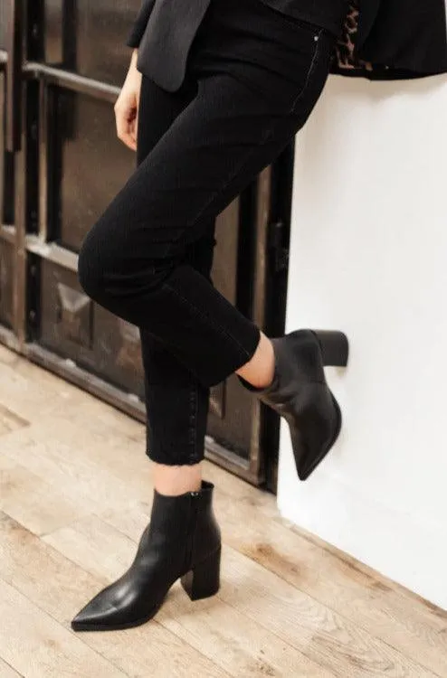 Hazel Blues® | Amari Ankle Boots In Black