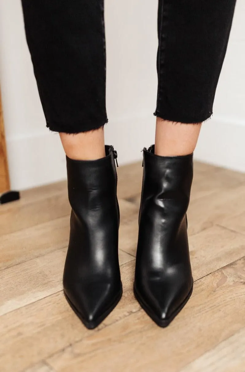 Hazel Blues® | Amari Ankle Boots In Black