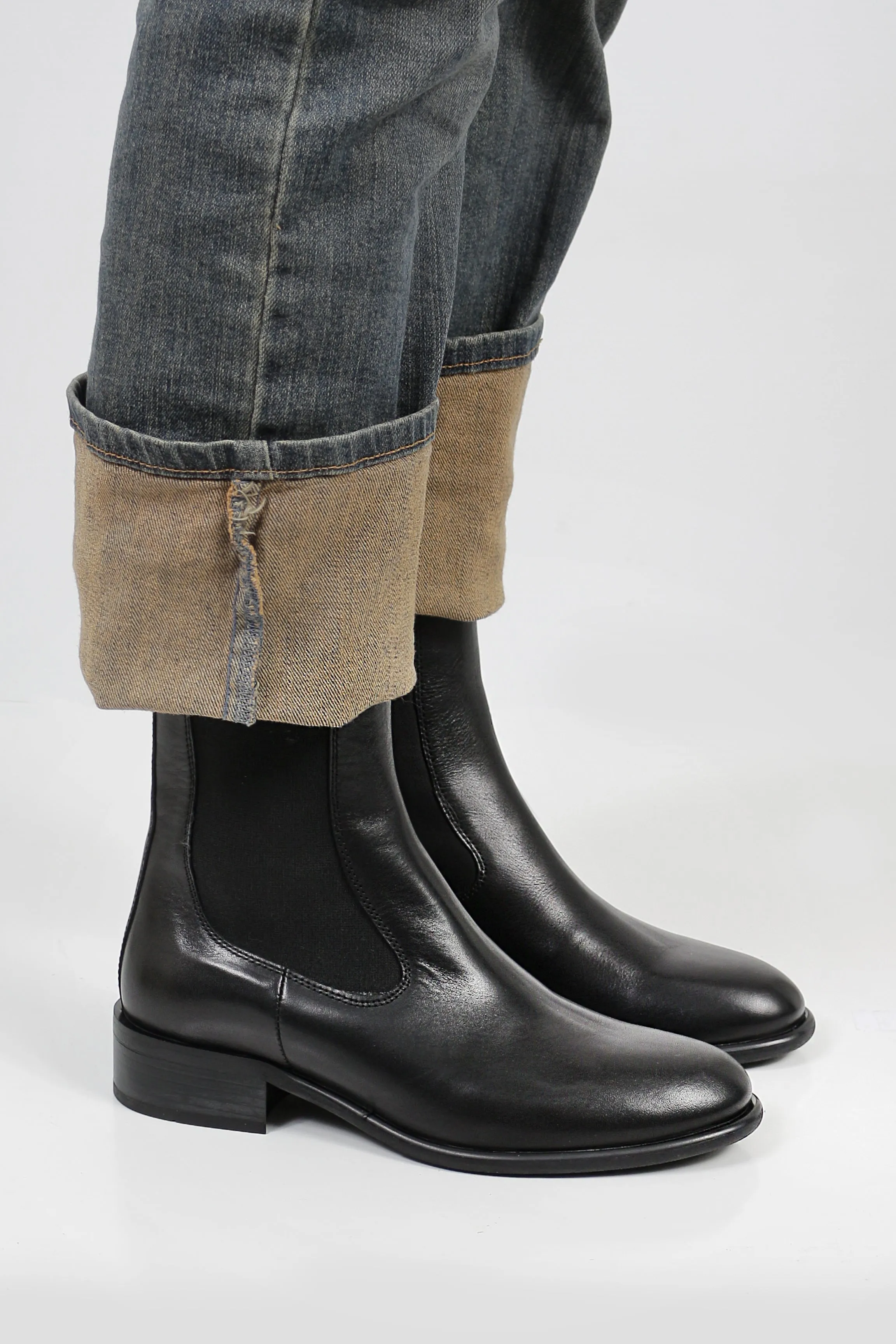 Laney Chelsea Boots by S Sempre Di