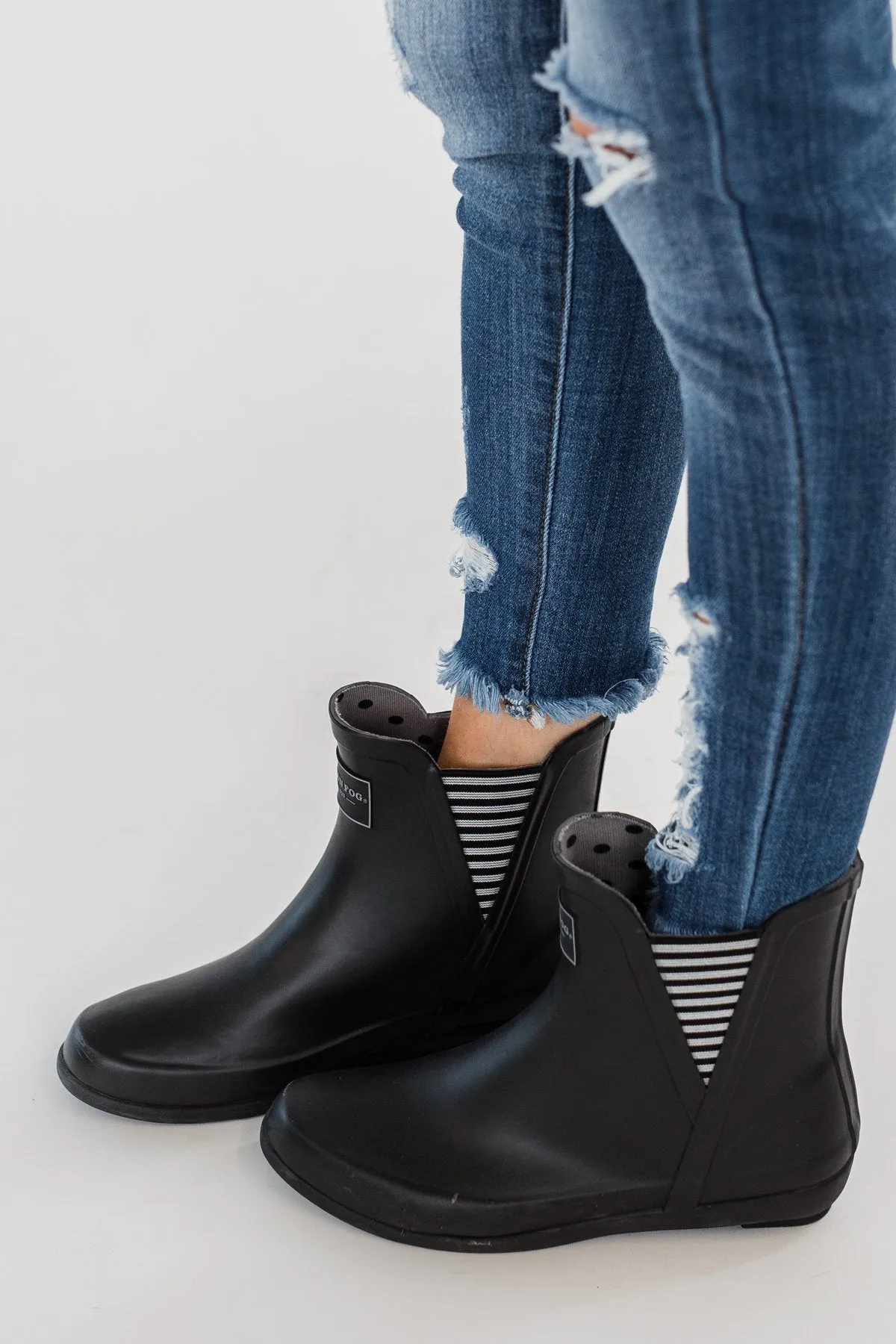 London Fog Piccadilly Rain Booties- Black