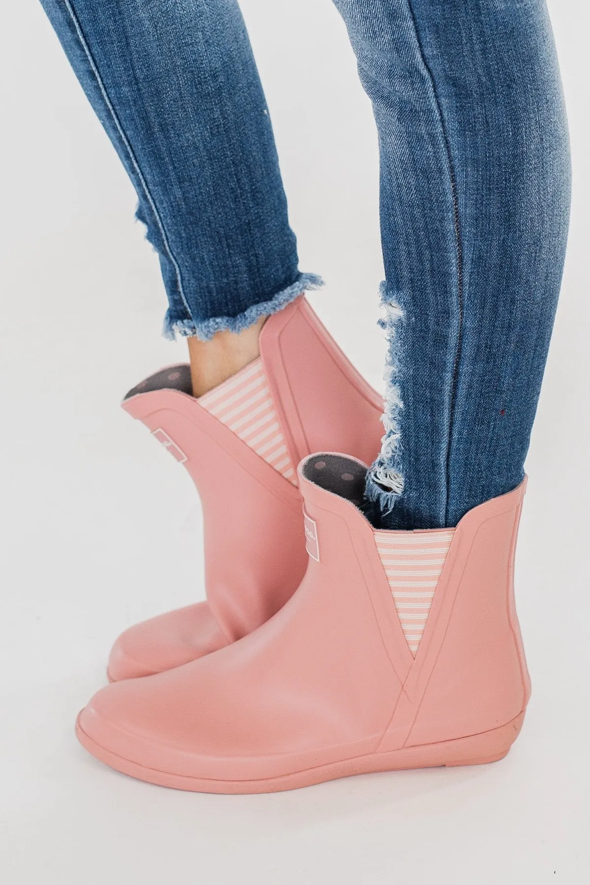 London Fog Piccadilly Rain Booties- Pale Pink