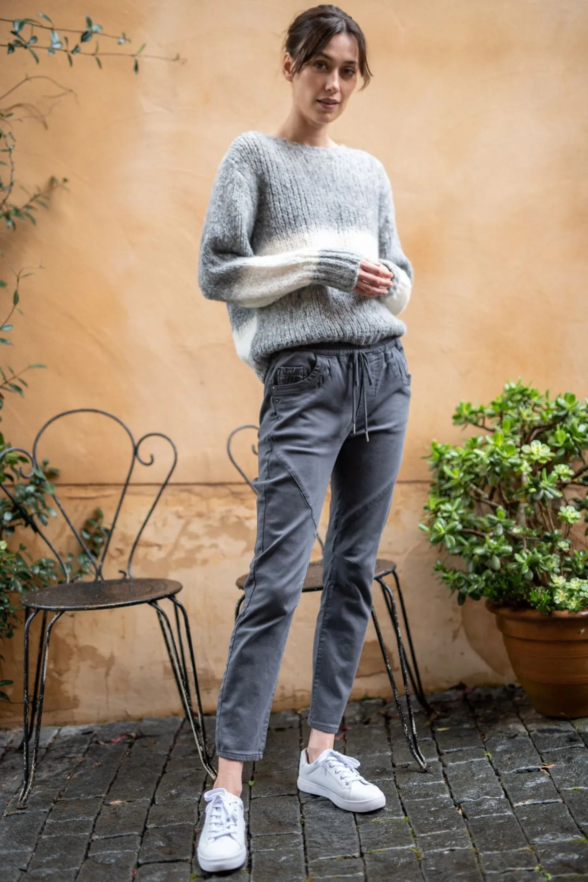 Margo Jogger - Black Sand - MN5