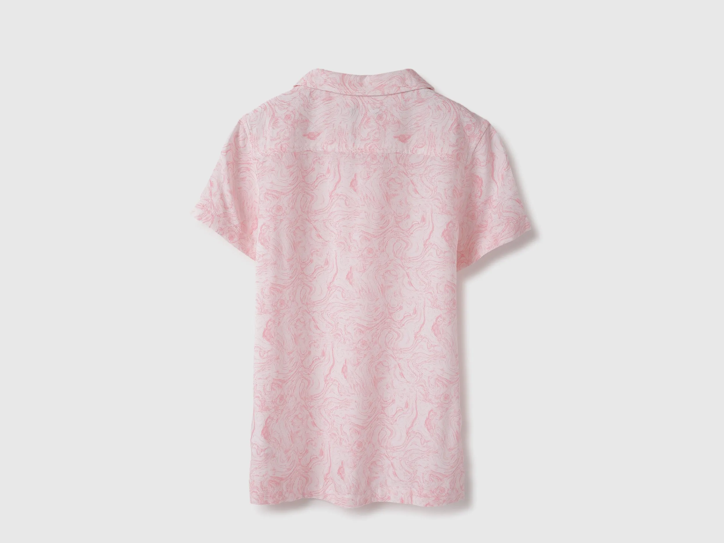 Regular Fit Spread Collar Printed Shirts