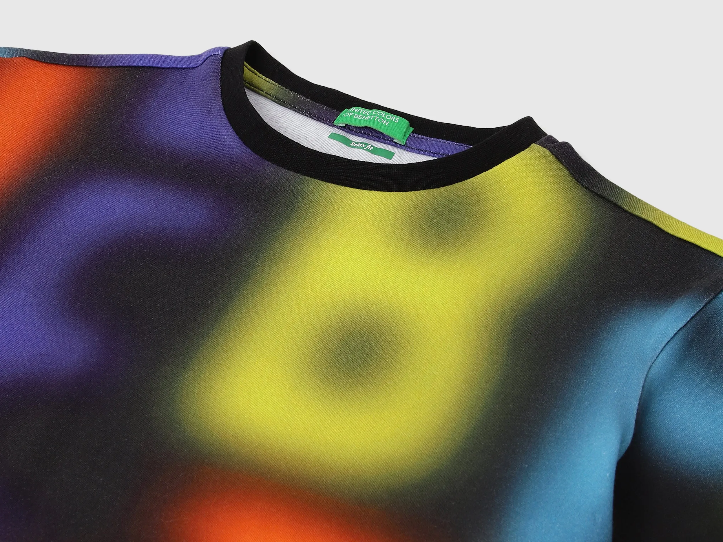 Relaxed Fit Round Neck Abstract T-shirts