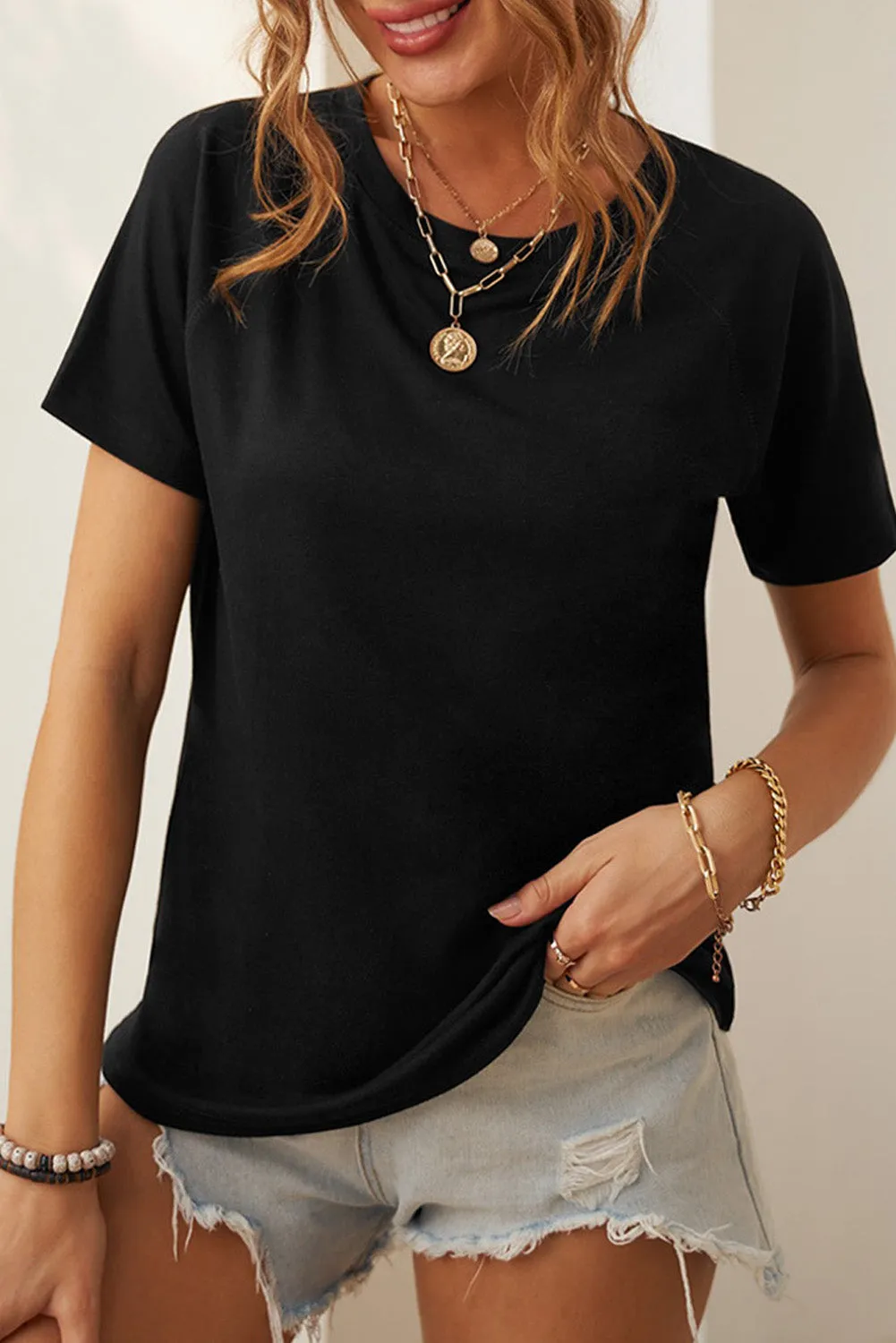 Round Neck Raglan Sleeve T-shirt