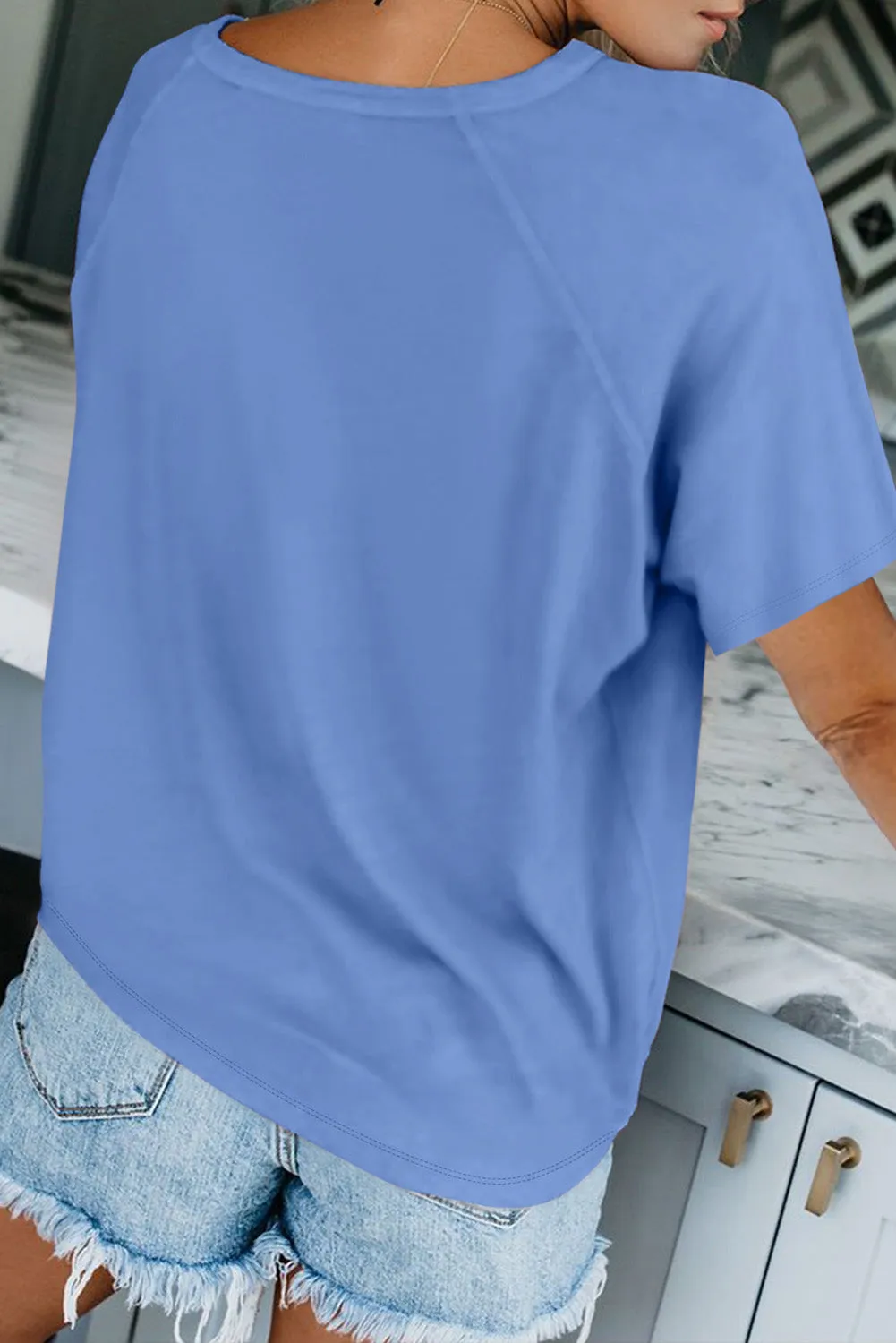 Round Neck Raglan Sleeve T-shirt