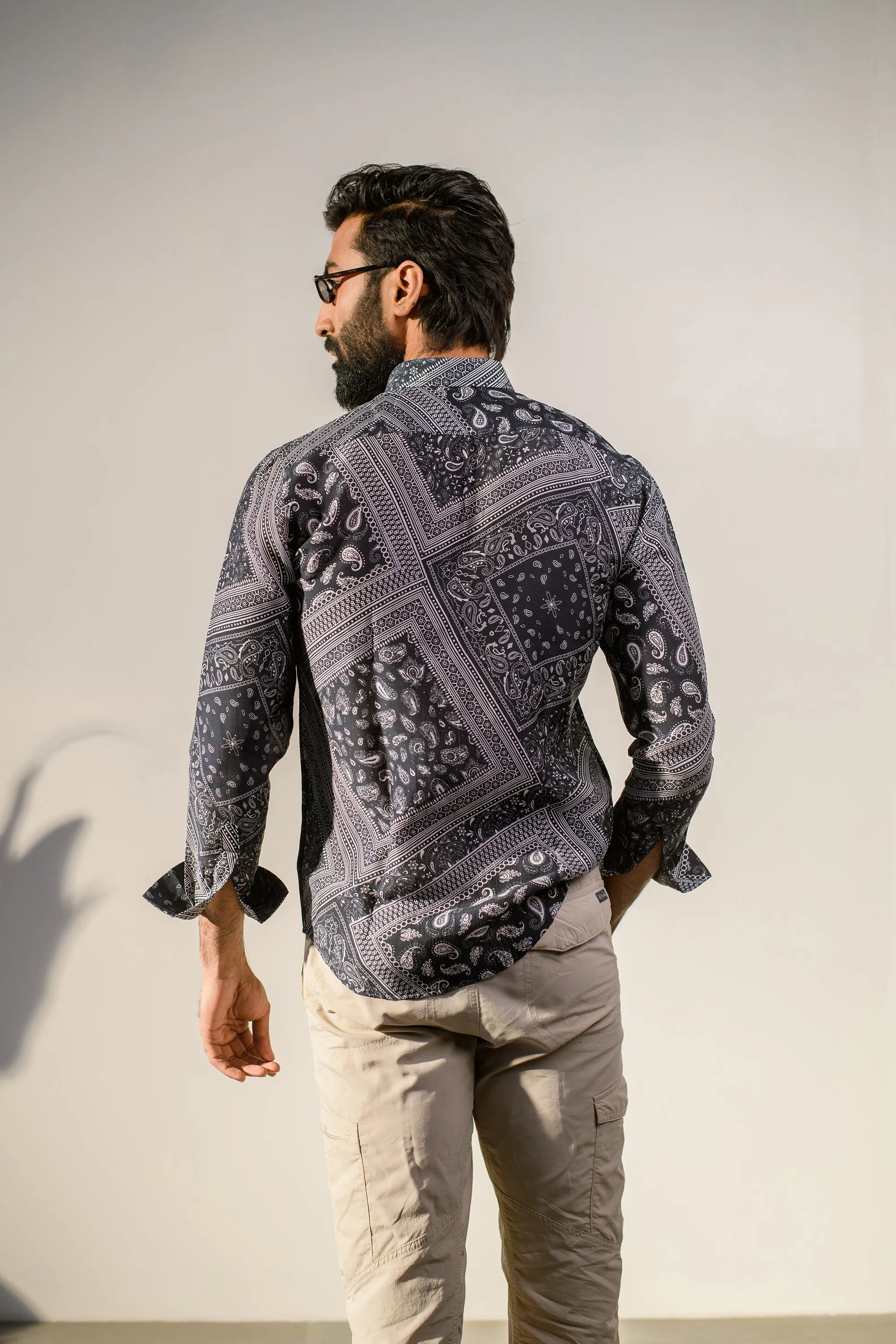 Rustic Boho Black Bandana Silk Oxford Collar Shirt For Men