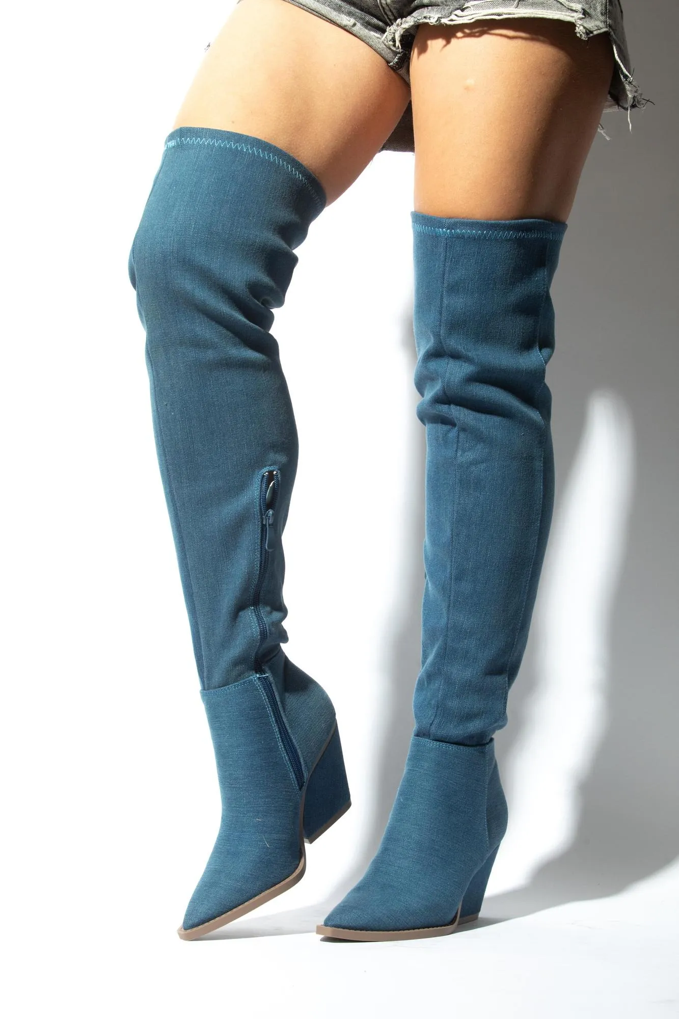 SEE ME NOT MATA SHOES
