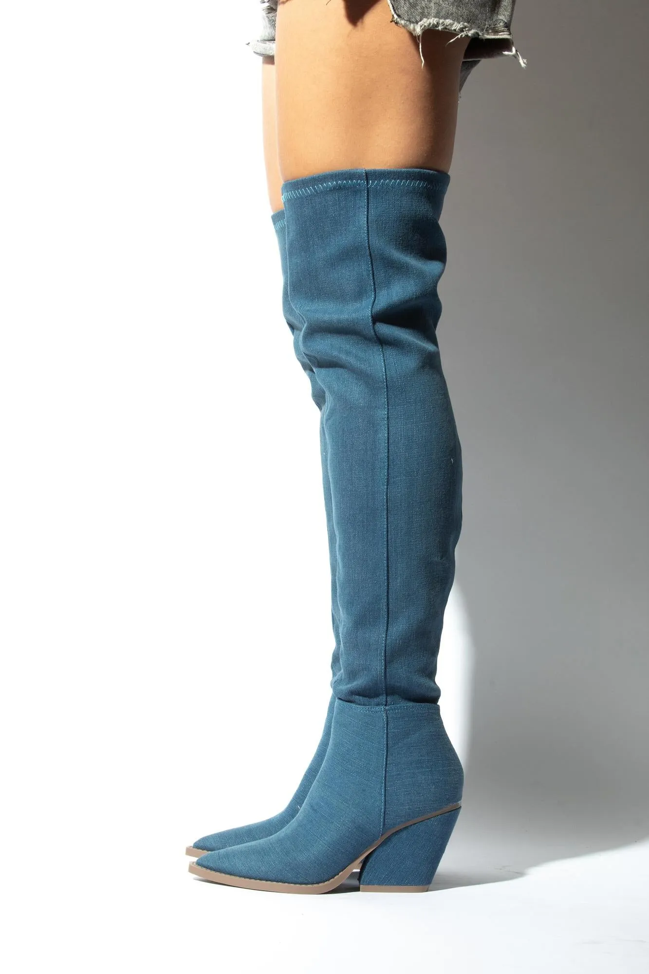 SEE ME NOT MATA SHOES