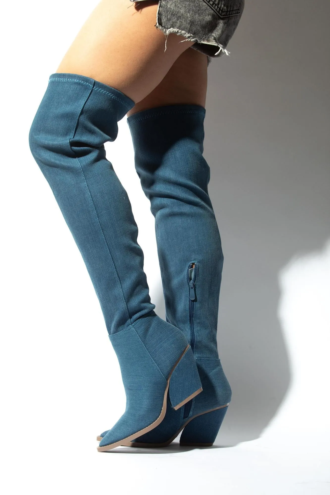 SEE ME NOT MATA SHOES