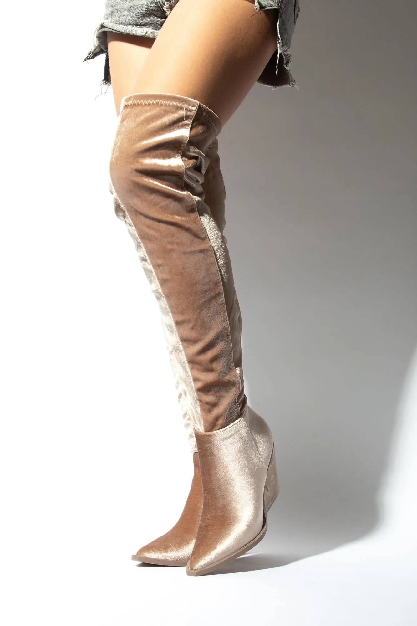 SEE ME NOT MATA SHOES