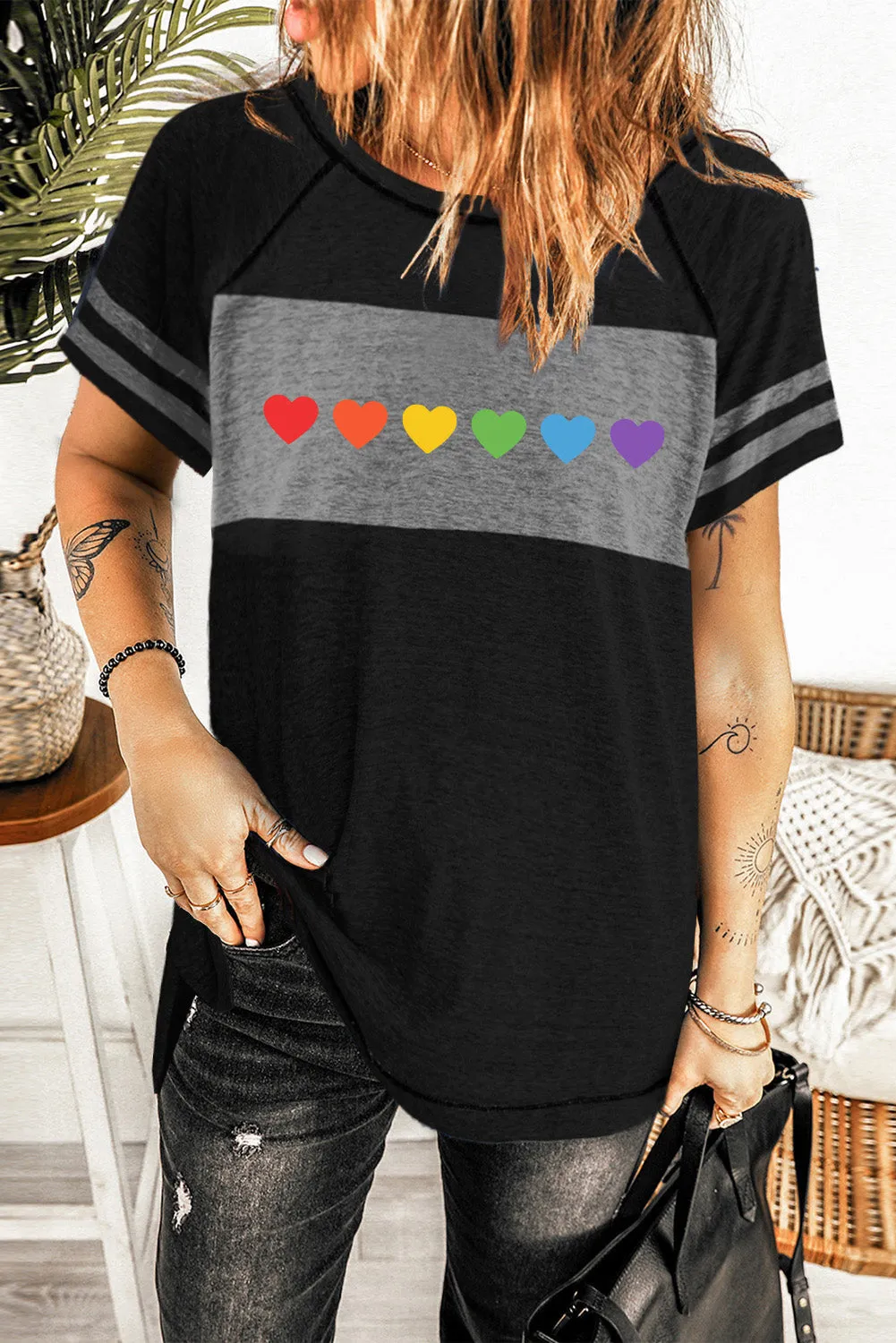 Stripe Sleeve Colorblock T-shirt