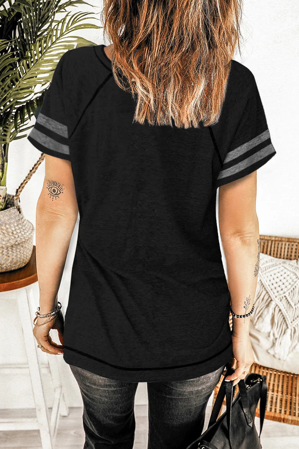 Stripe Sleeve Colorblock T-shirt