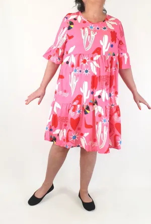 Stunning pink half sleeve dress with unique print, fits size 16-18