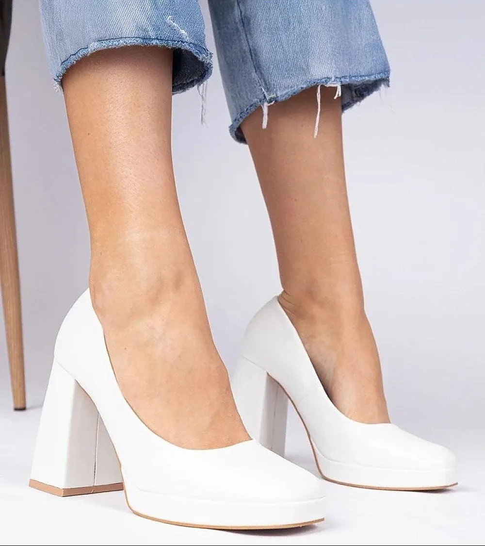Unique pumps with a chunky heel