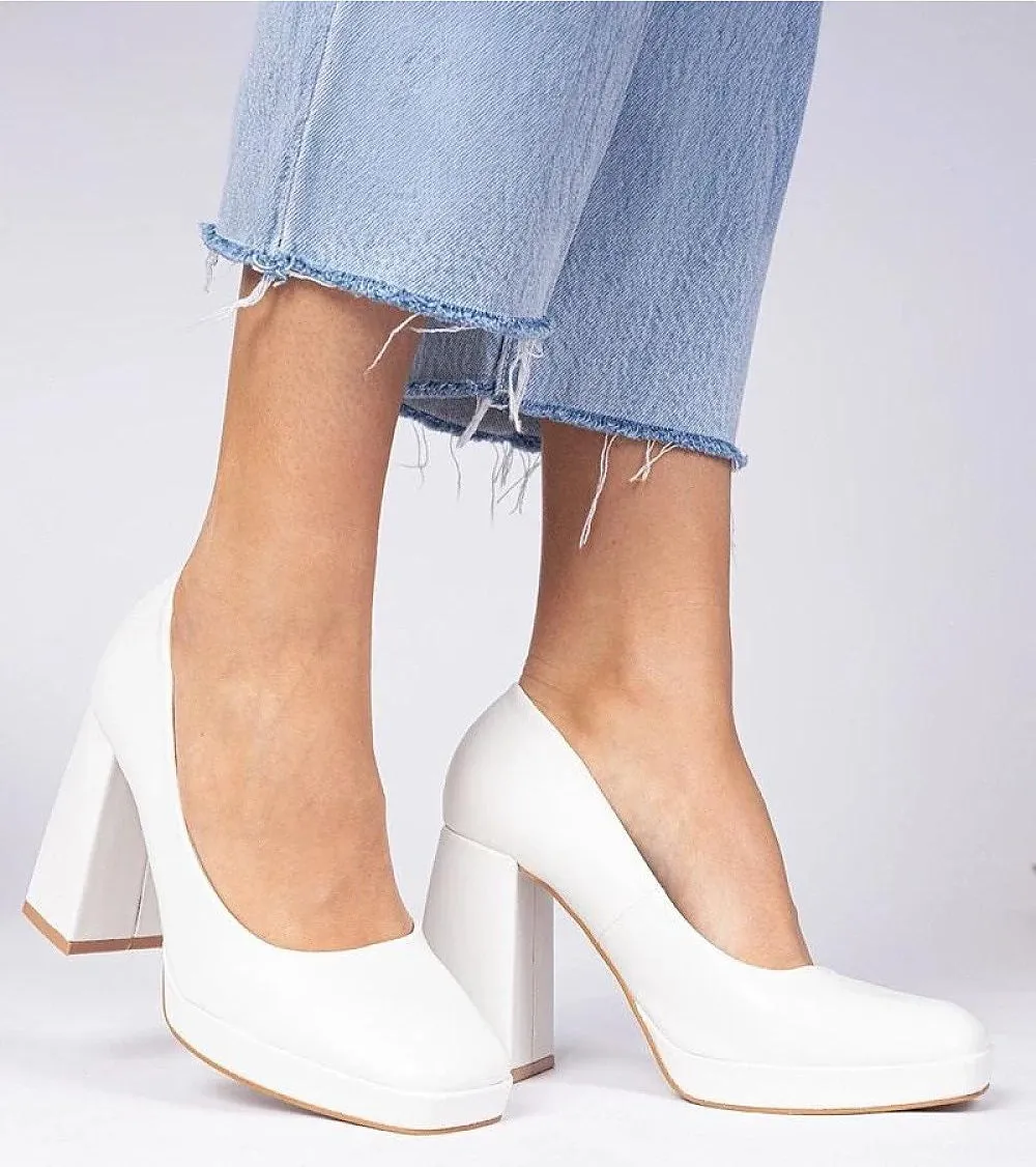 Unique pumps with a chunky heel