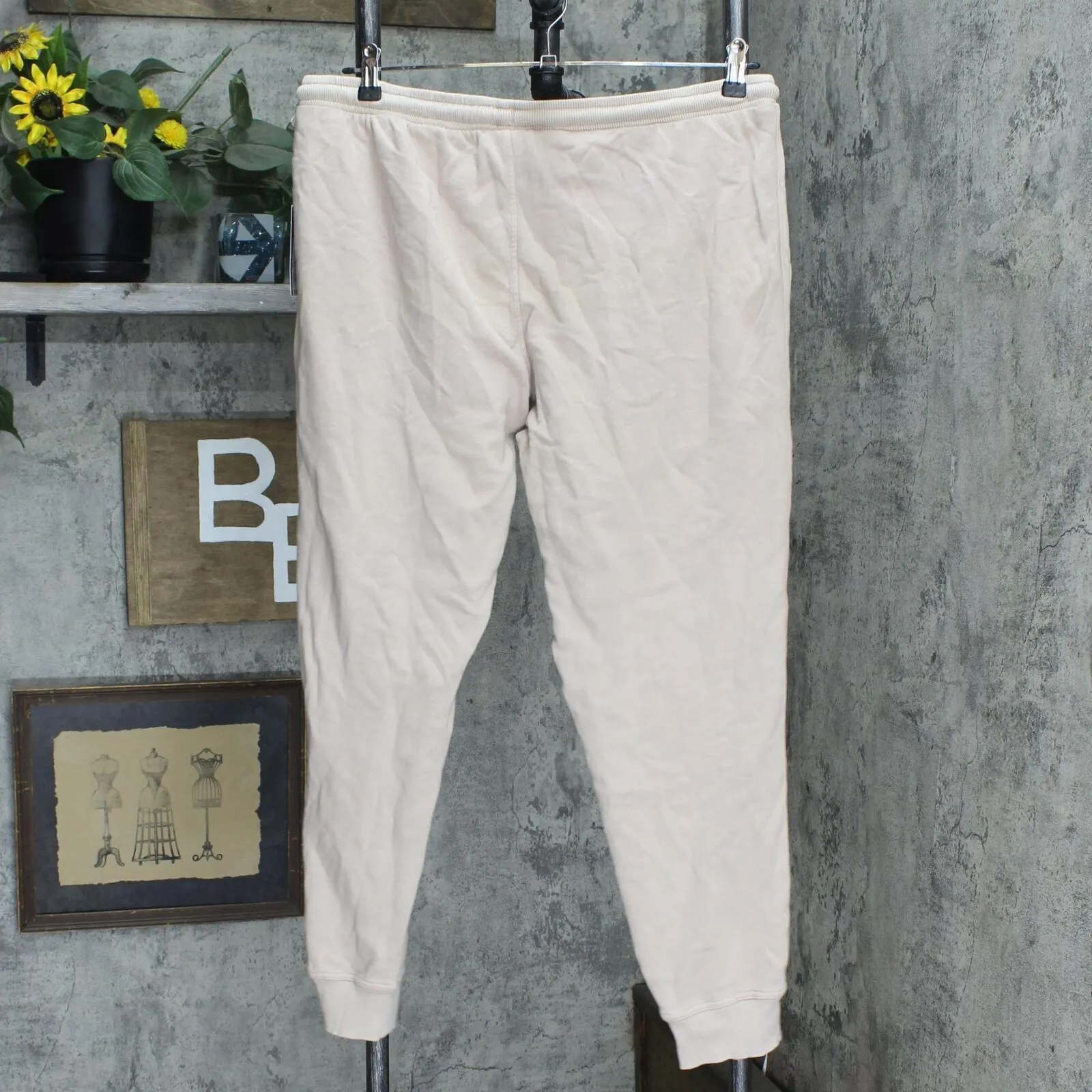 Universal Thread Women's Mid-Rise Jogger Pants 562706