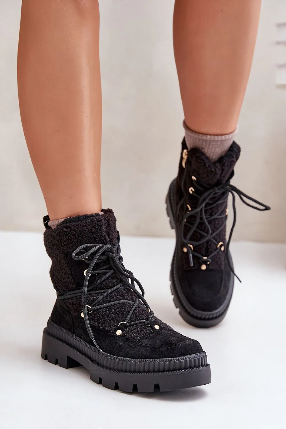 Women's ankle boots with fur