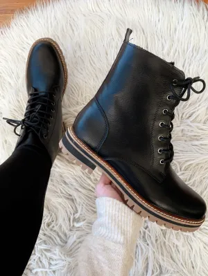Women’s Combat Boot in Black