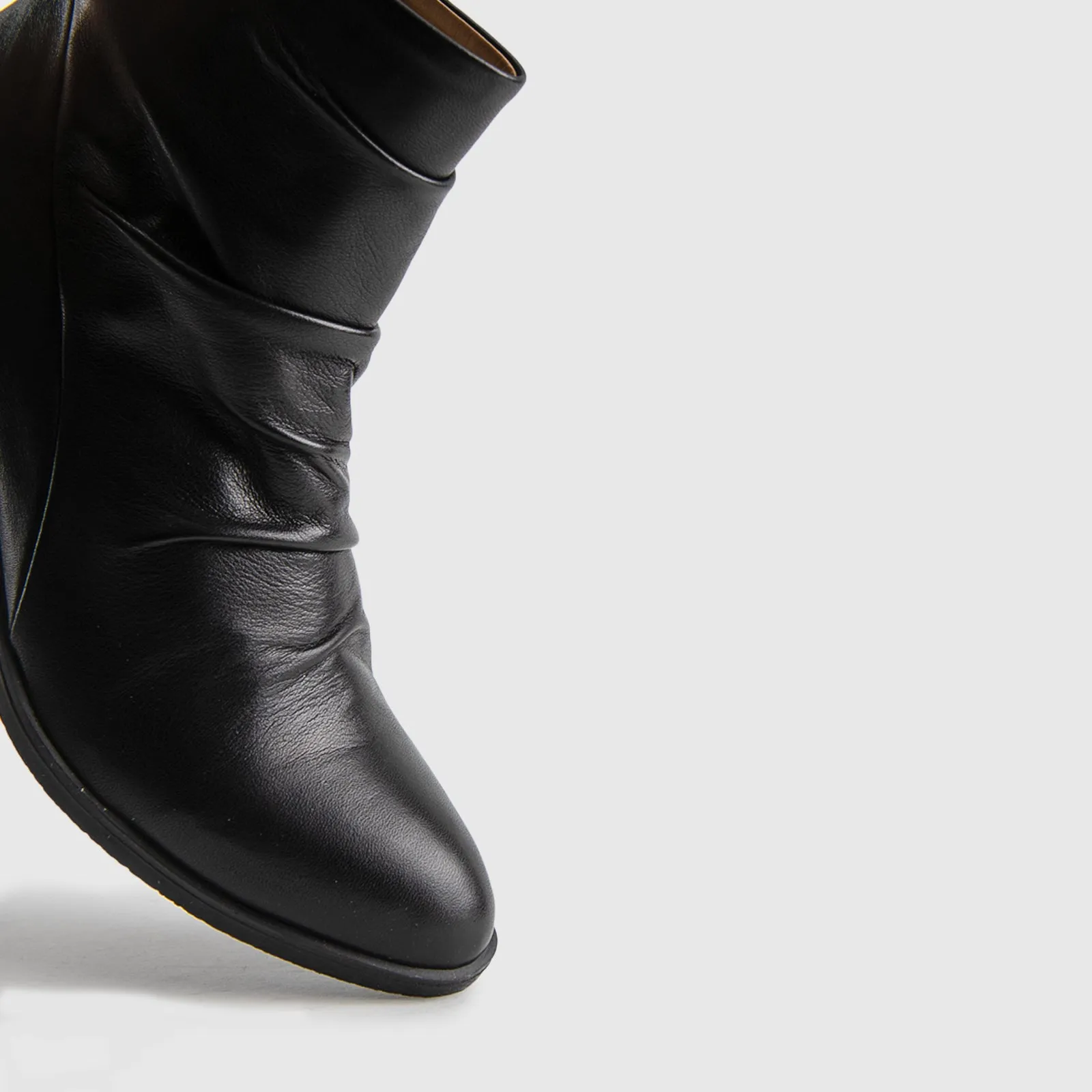 Yeni Western Casual Boots